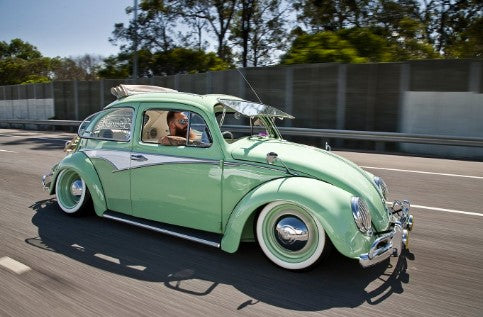 BEETLES FOR SALE / AUTOS A LA VENTA